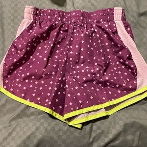 Purple fun design athletic shorts